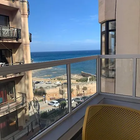Life Guest house 3*