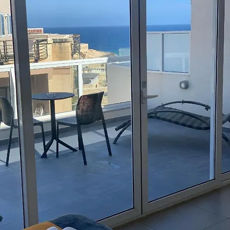 Life Guest house 3*