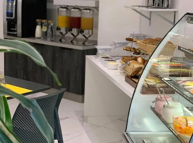 Life Suites Πανσιόν Saint Julian's