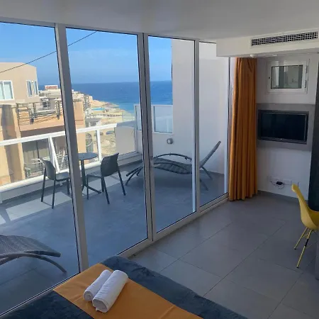 Pensionat Life Suites St. Julian's